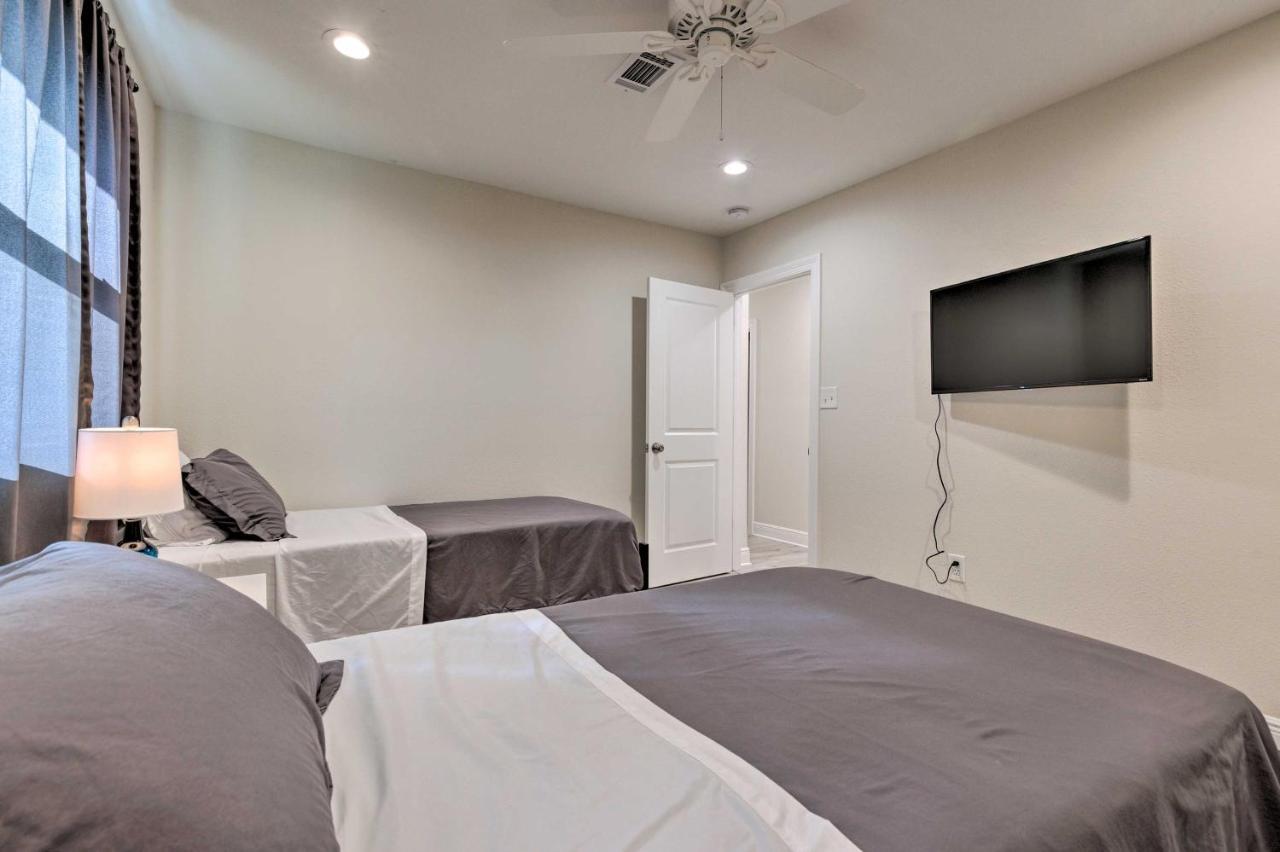 Spacious Gulfport Home With Yard 1 Mi To Beach Zewnętrze zdjęcie