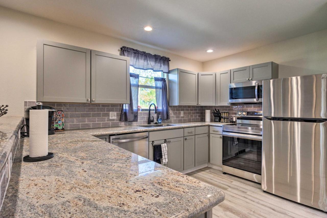 Spacious Gulfport Home With Yard 1 Mi To Beach Zewnętrze zdjęcie
