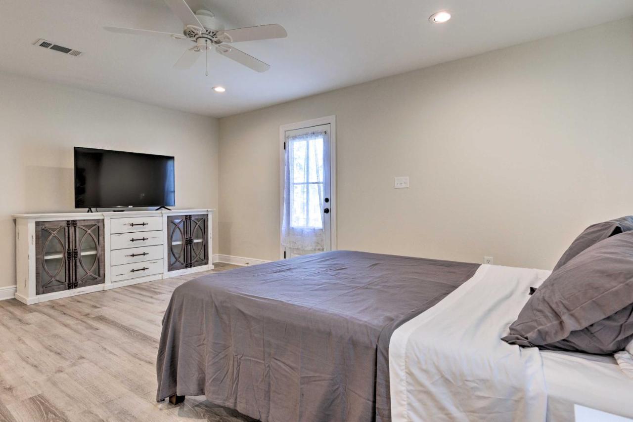 Spacious Gulfport Home With Yard 1 Mi To Beach Zewnętrze zdjęcie